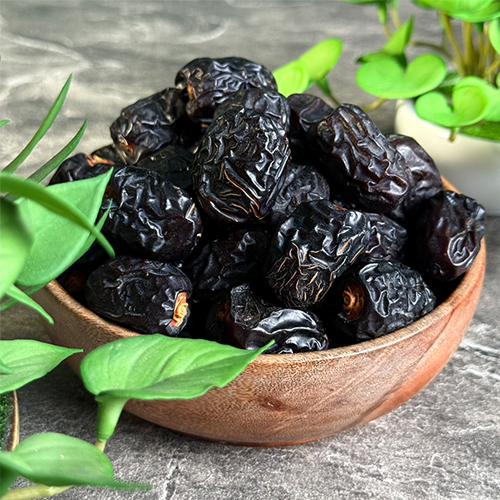 ajwa-dates-premium